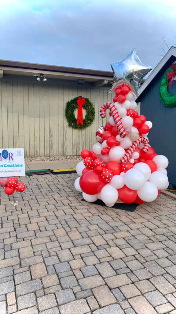 Christmas tree balloon